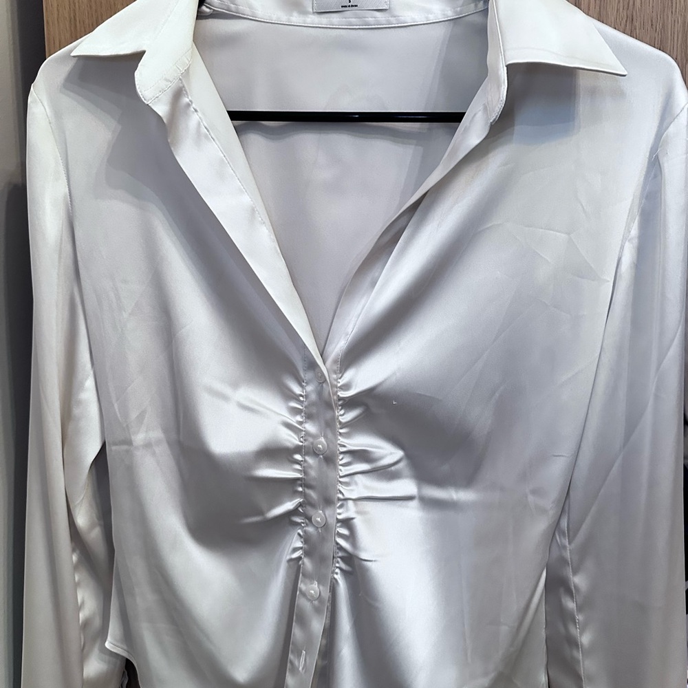 Aritzia Elegant White Satin Blouse